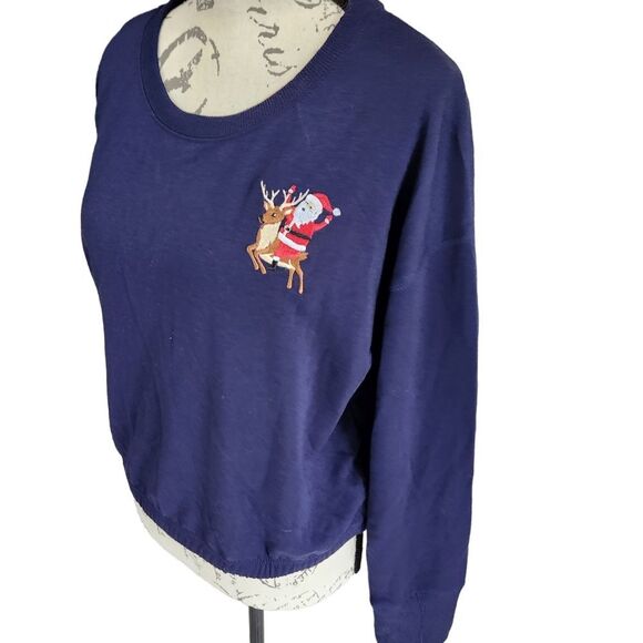 Pink Rose -510 Christmas Sweatshirt Top Junior's Large fits a Small - Picture 2 of 7